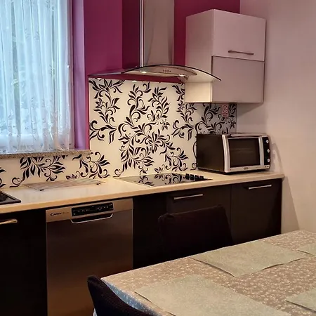 Apartment Komel I *